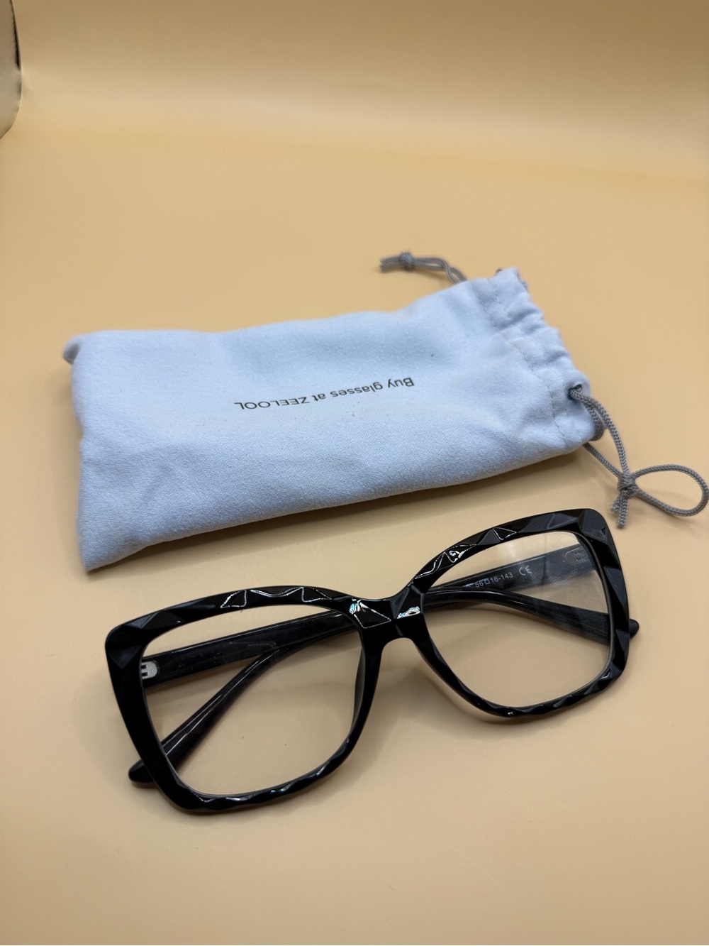 Zeelool black Geometric Oversized Women’s Eyeglass Frames, No prescription